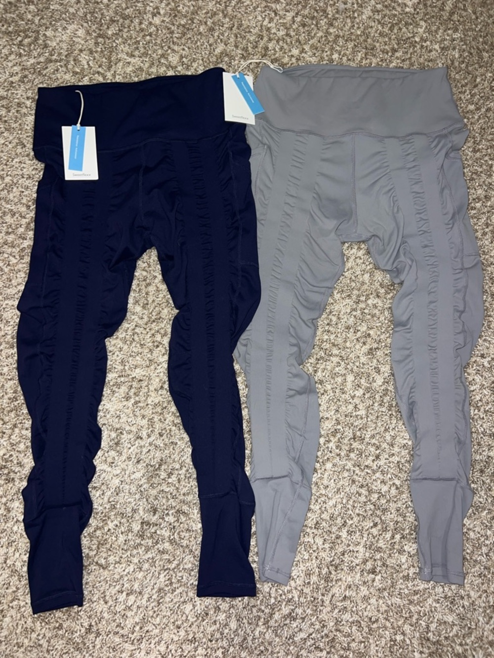 NWT! Sweetflexx Resistance Band Leggings in Navy & Feather Gray Hi Rise size 8!